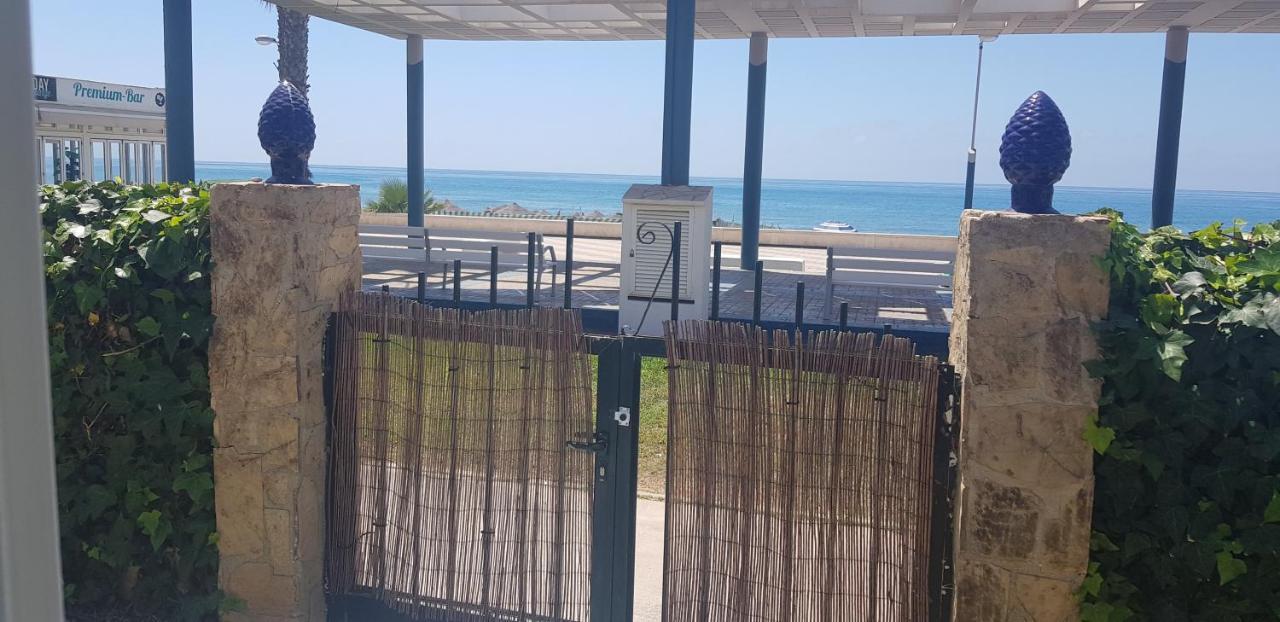 Casita Beach Front Torrox Eksteriør bilde